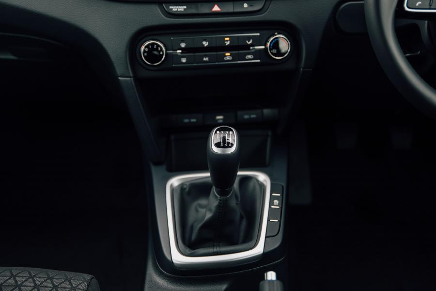 Детали интерьера Kia XCeed 1.0 T-GDi 2019 года  (UK) (фото 83 из 91)